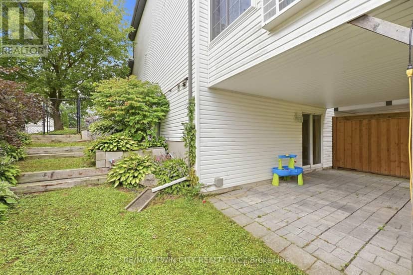283 Fennel Street — photo 31 of 39