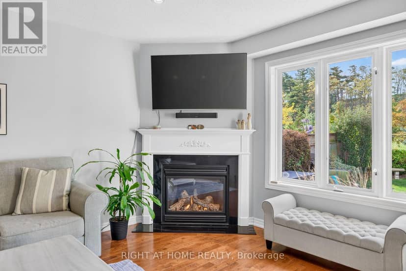54 Vinifera Drive, Grimsby, photo 5