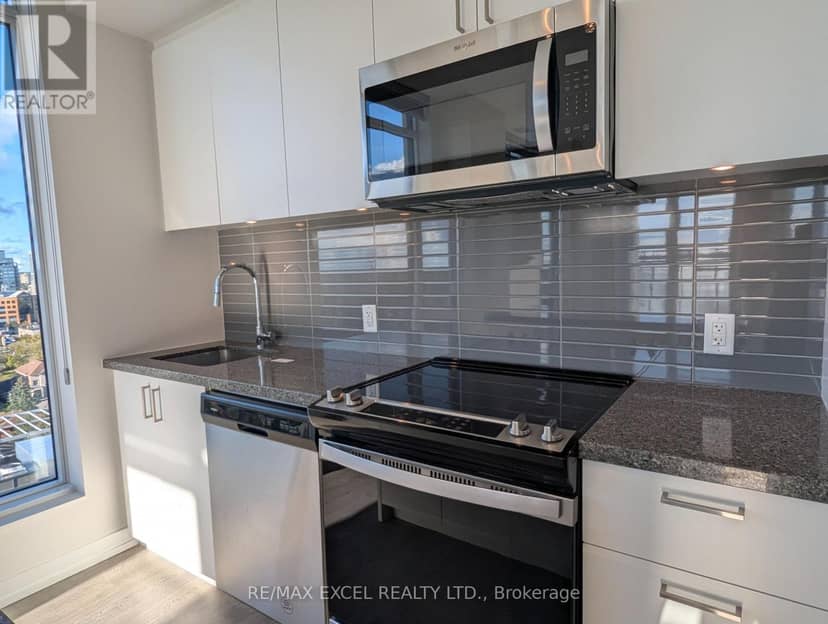 1502W - 3 Rosewater Street, Richmond Hill, photo 5