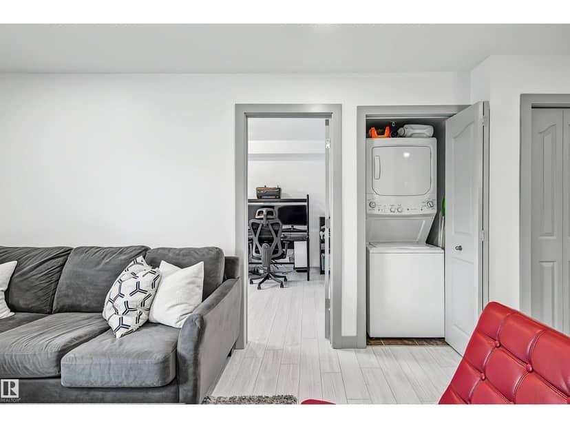 #204 530 Watt Bv SW — photo 21 of 40