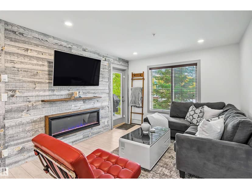 #204 530 Watt Bv SW, Edmonton, photo 2
