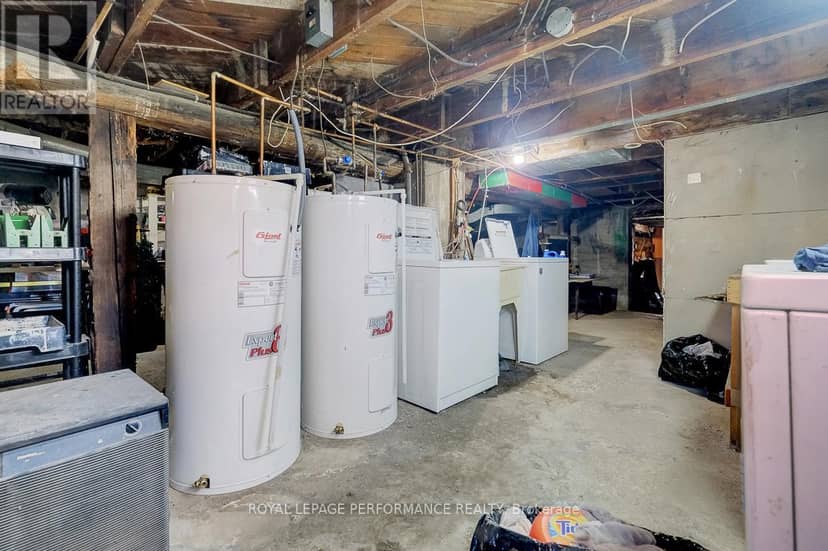 228 Carillon Street — photo 18 of 22