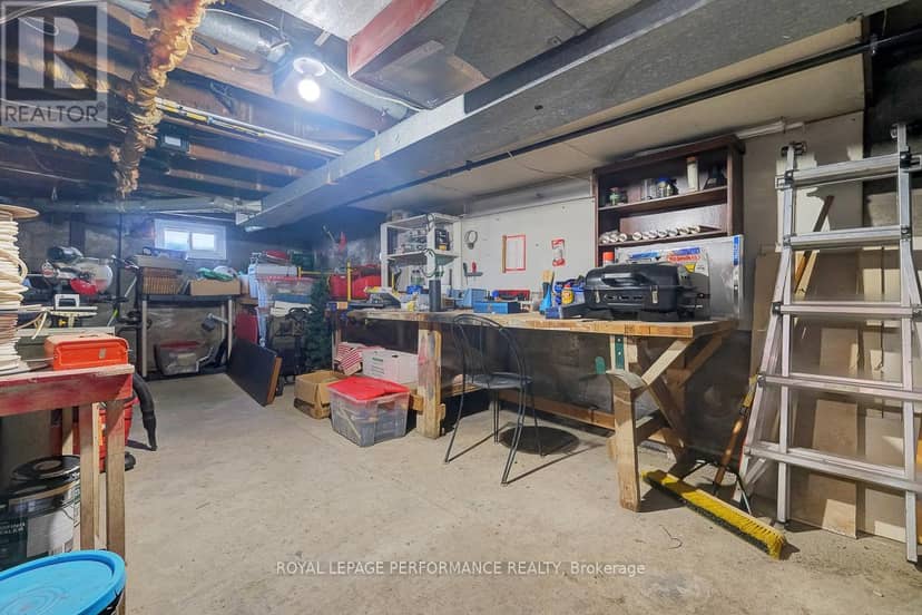 228 Carillon Street — photo 19 of 22