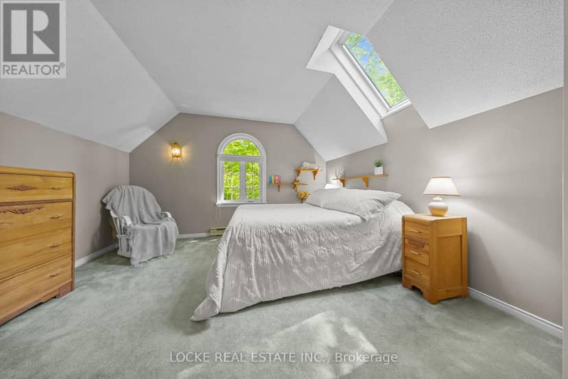 2207 Pleasantview Court — photo 33 of 40