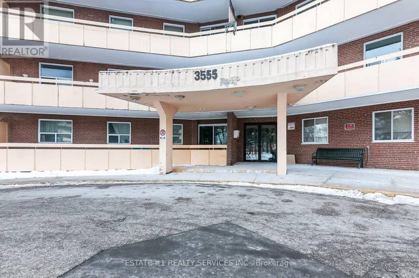 402 - 3555 Derry Road E, Mississauga, photo 3