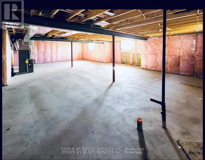2047 Lockwood Crescent — photo 40 of 40