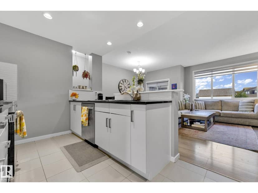 5914 Anthony Cr SW SW — photo 10 of 40