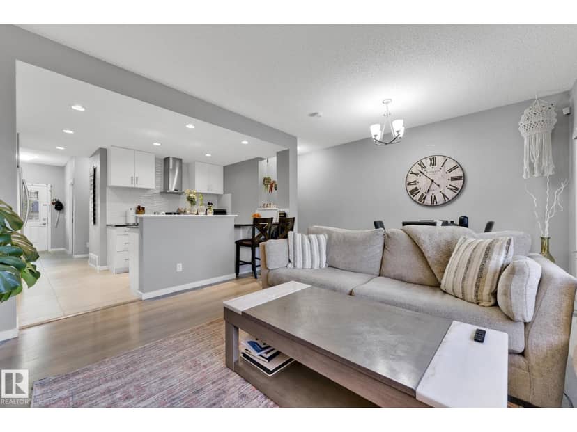 5914 Anthony Cr SW SW — photo 15 of 40