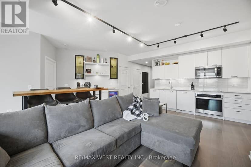 312 - 120 Eagle Rock Way — photo 21 of 40