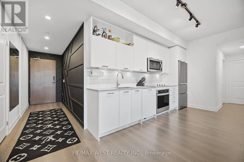 312 - 120 Eagle Rock Way, Vaughan, photo 6