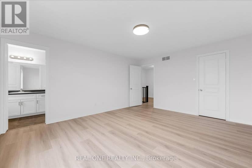 19 - 70 Highgate Drive — photo 14 of 24