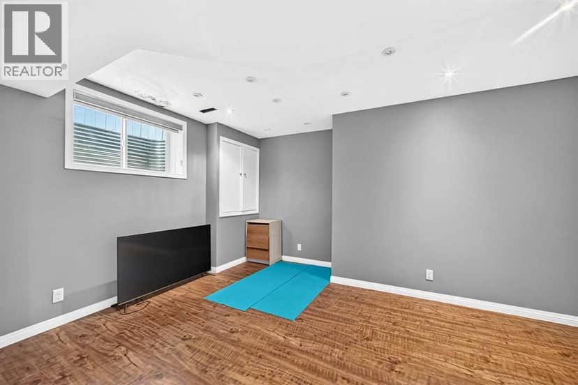 197 Tarington Close NE — photo 30 of 40
