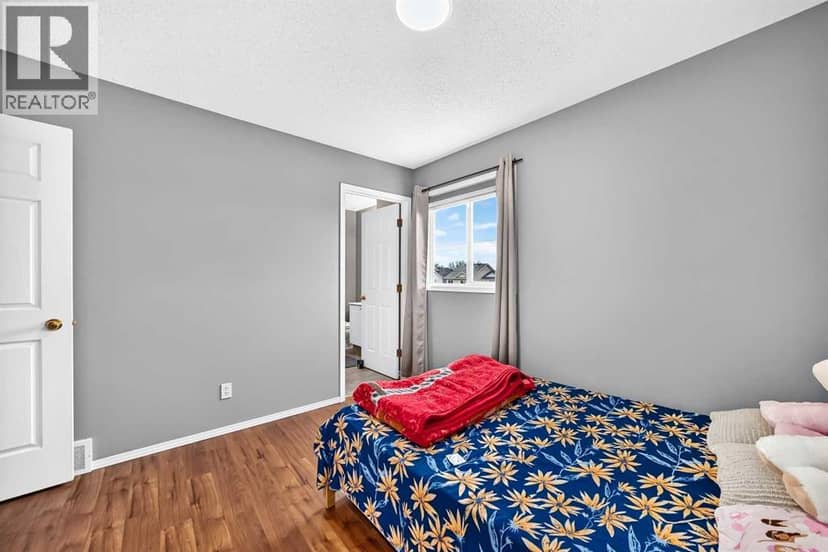 197 Tarington Close NE — photo 28 of 40