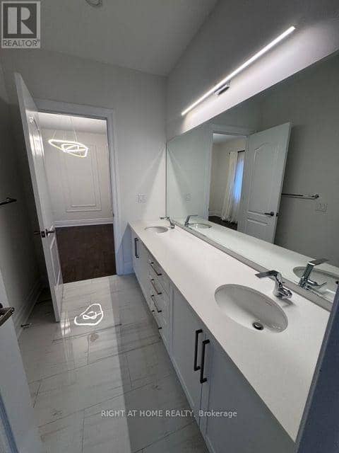 21 Casavant Court — photo 35 of 40