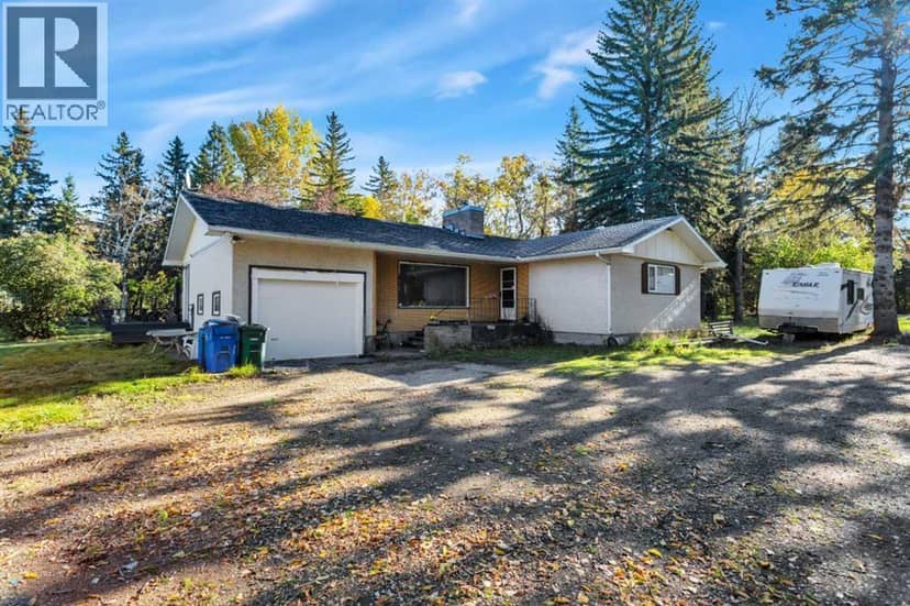 22 College Park Close, Red Deer, photo 3