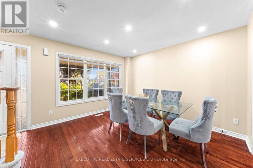34 Worthington Avenue — photo 15 of 40