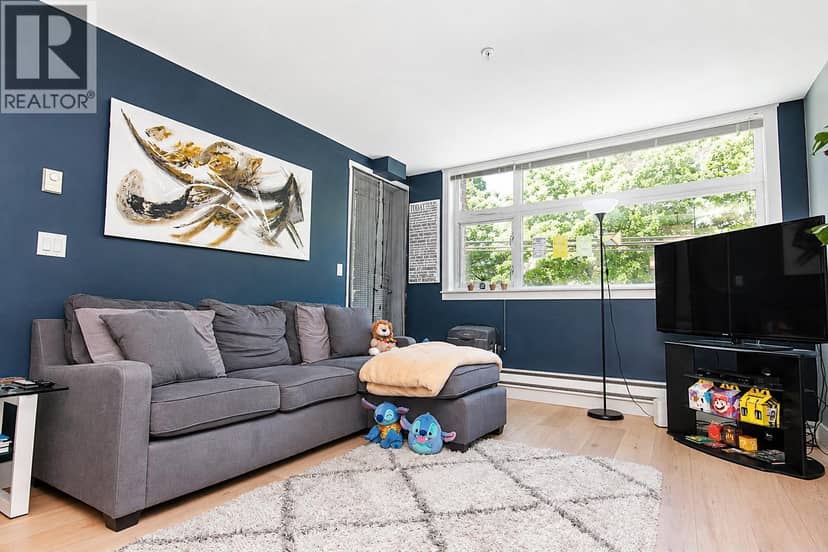 205 5488 CECIL STREET, Vancouver, photo 3