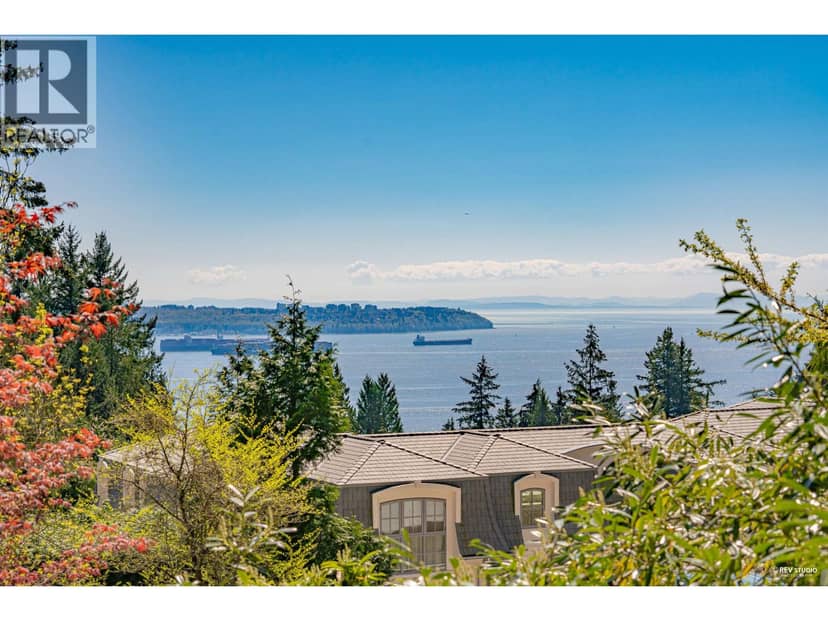 2261 GISBY STREET, West Vancouver