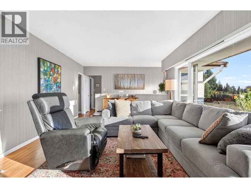 674 BLUERIDGE AVENUE, North Vancouver, photo 6