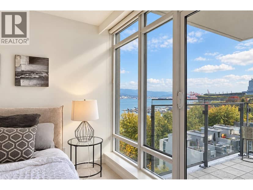 803 1281 W Cordova Street, Vancouver, photo 3