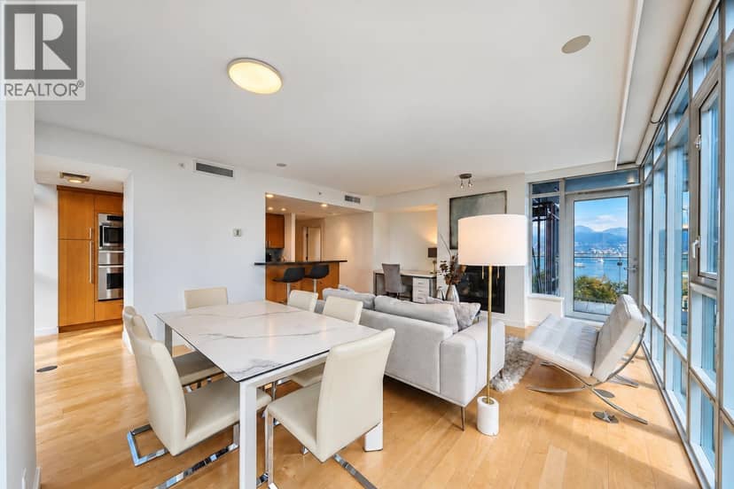 803 1281 W Cordova Street, Vancouver, photo 5