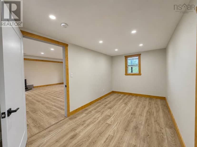 82 Golden River Road — photo 16 of 31