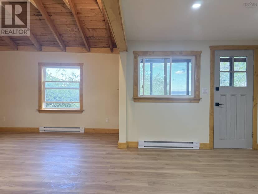 82 Golden River Road — photo 9 of 31