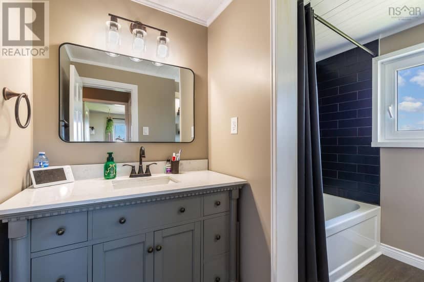 5 Brown Street — photo 18 of 26