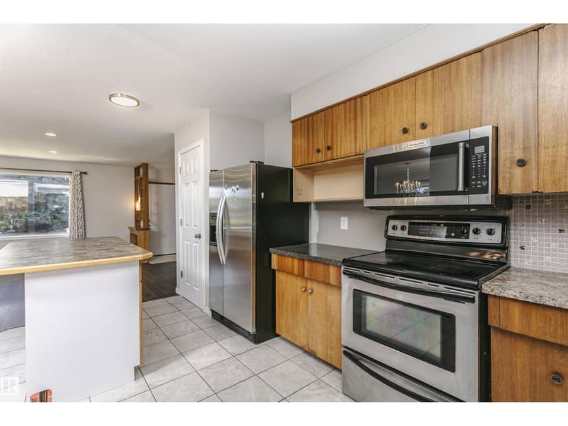 11440 44A AV NW — photo 11 of 40