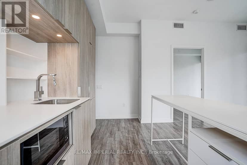 710 - 77 Shuter Street — photo 14 of 40