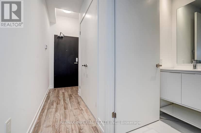 710 - 77 Shuter Street — photo 3 of 40