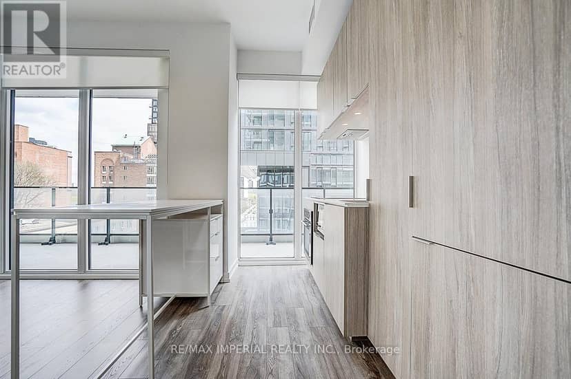 710 - 77 Shuter Street — photo 9 of 40