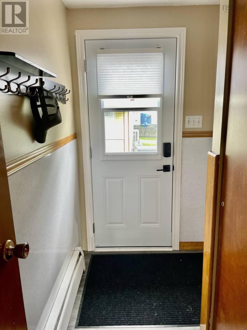 10 Brodie Avenue — photo 14 of 32