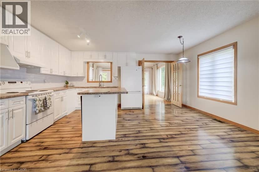 7298 Sideroad 8 W — photo 11 of 40
