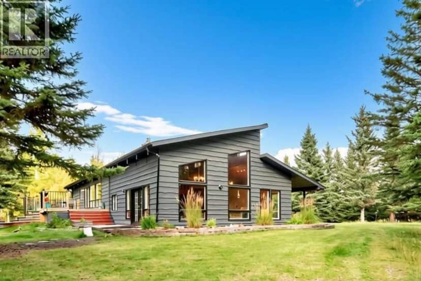 16 Mountain View Park, Bragg Creek, photo 2