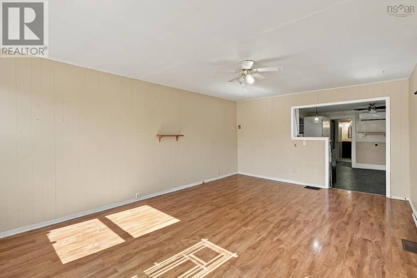 4127 Highway 1 — photo 7 of 40