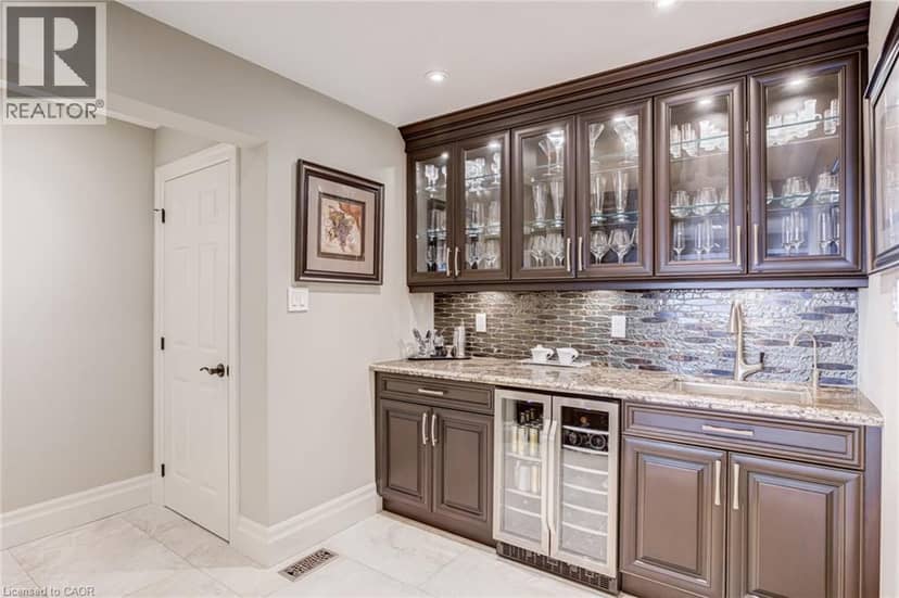 994 COURTLAND Drive — photo 16 of 40