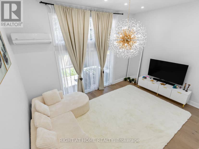 100 Jenny Wren Way — photo 11 of 27