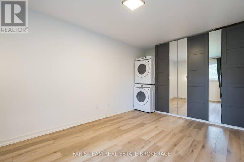 97 Janice Drive — photo 11 of 25