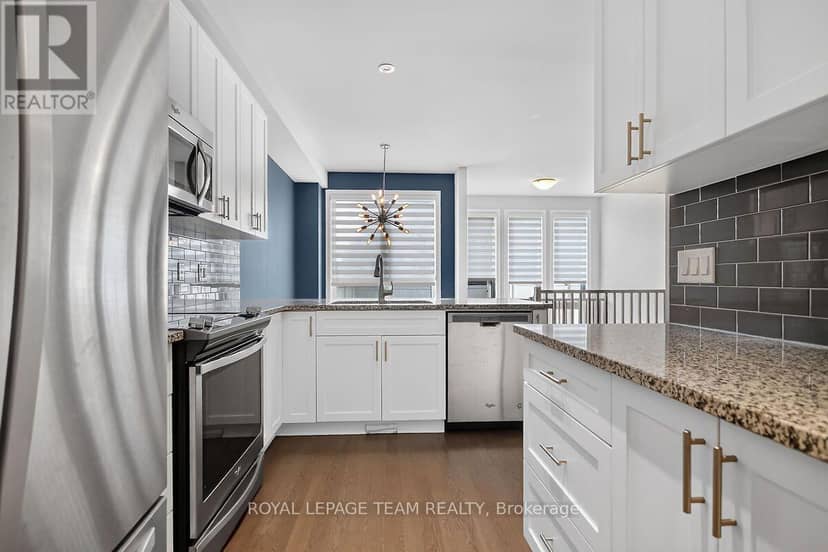 253 Fergus Crescent — photo 16 of 40