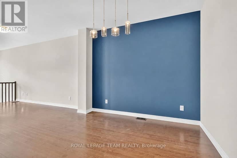 253 Fergus Crescent — photo 11 of 40