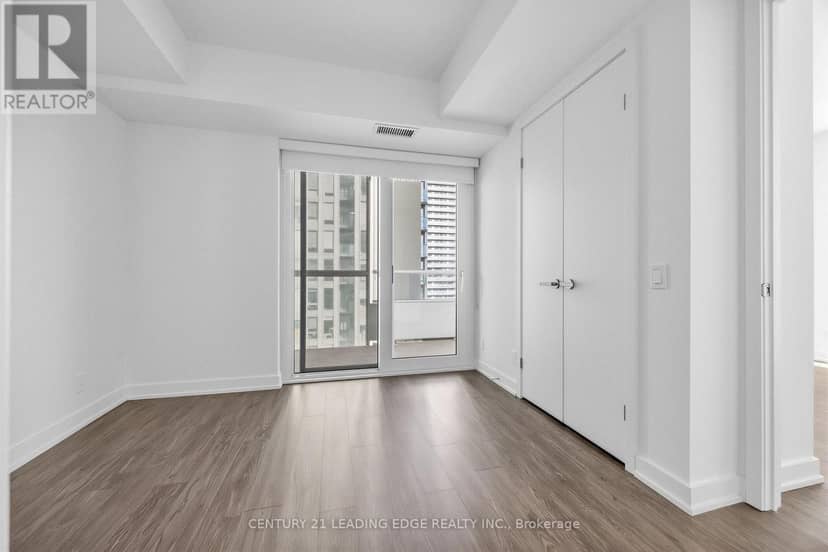 1602 - 88 Queen Street E — photo 19 of 28