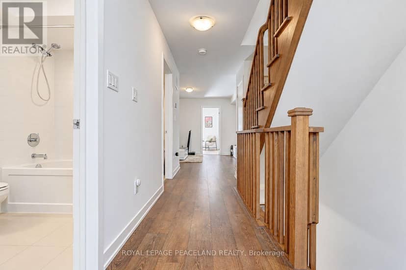 127 Green Gardens Boulevard — photo 29 of 40