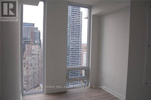3302 - 28 Wellesley Street — photo 9 of 12