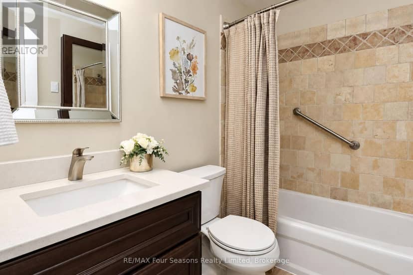 12 Lavender Hill Road — photo 13 of 40
