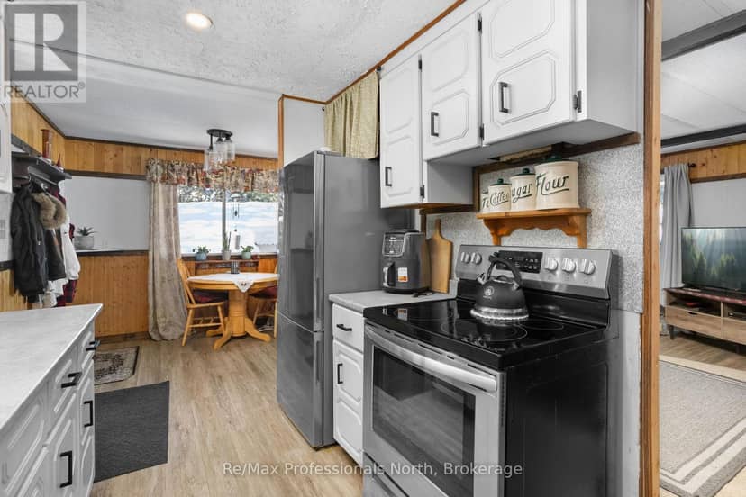 1465 Falkenburg Road — photo 15 of 29