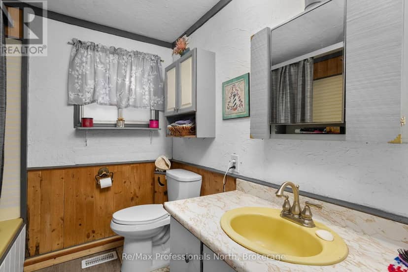 1465 Falkenburg Road — photo 19 of 29