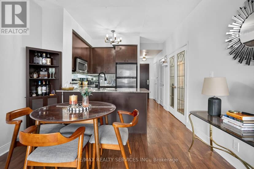 4403 - 60 Absolute Avenue — photo 10 of 40