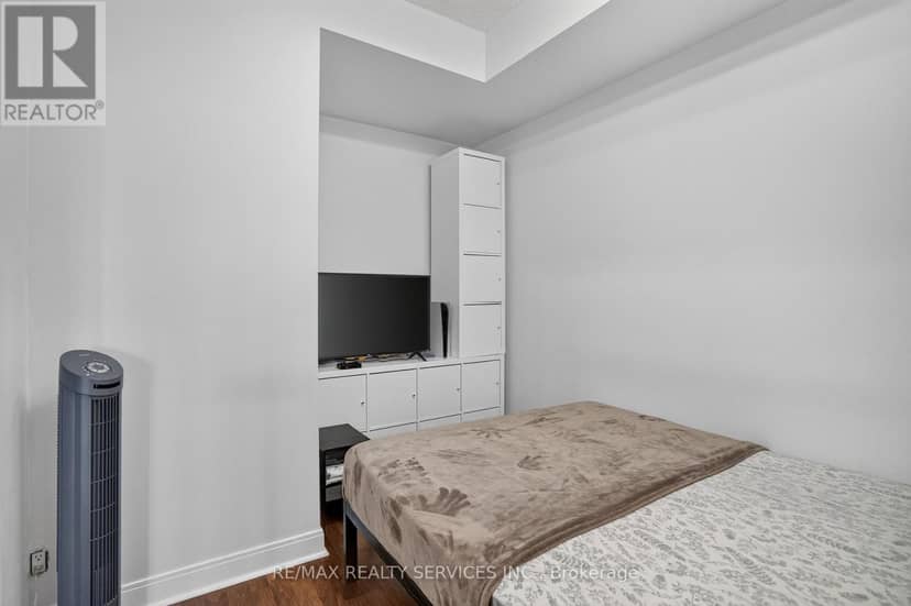 4403 - 60 Absolute Avenue — photo 30 of 40