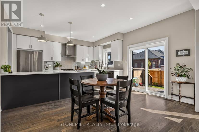 226 Midland Place — photo 9 of 40